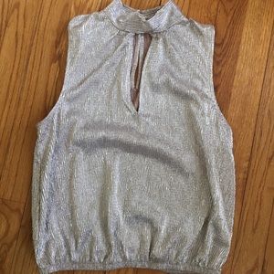 Cute Gold Tank/mock neck with button up detail in back